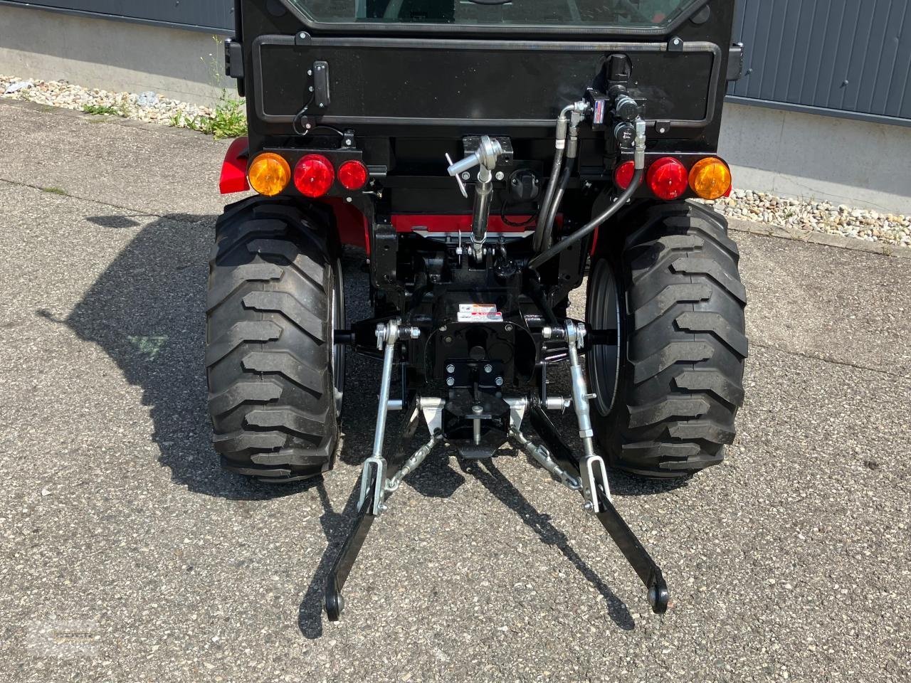 Kommunaltraktor typu TYM T255 NH mit Fronthydraulik und Kabine, Neumaschine w Tuntenhausen (Zdjęcie 9)