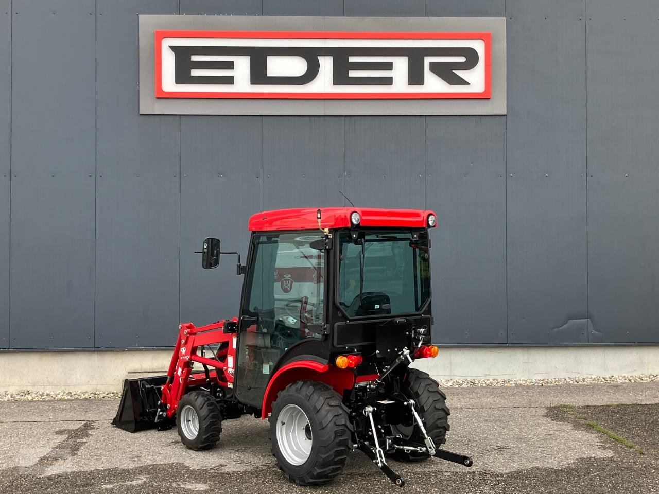 Kommunaltraktor typu TYM T255 NH mit Frontlader und Kabine, Neumaschine v Tuntenhausen (Obrázek 4)