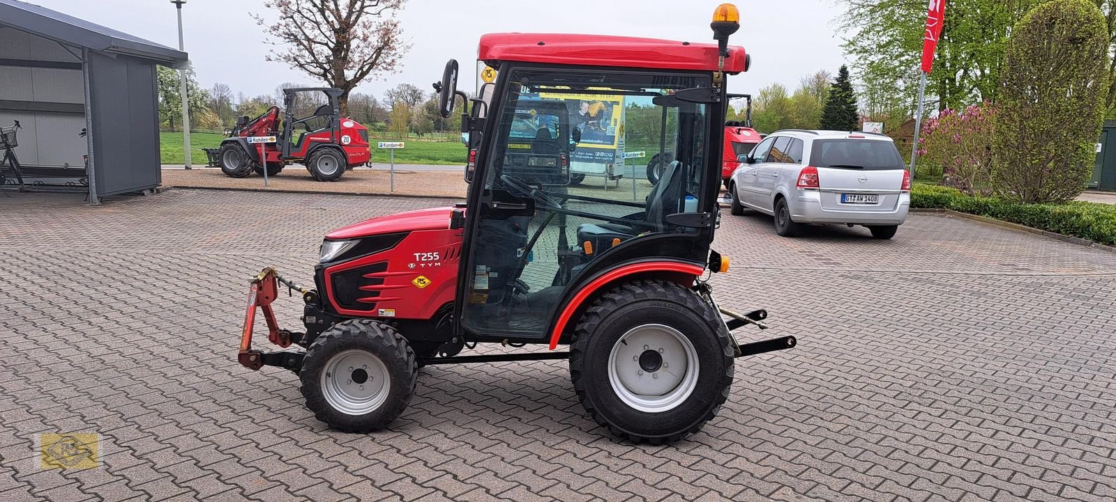Kommunaltraktor tip TYM T255, Gebrauchtmaschine in Beelen (Poză 3)
