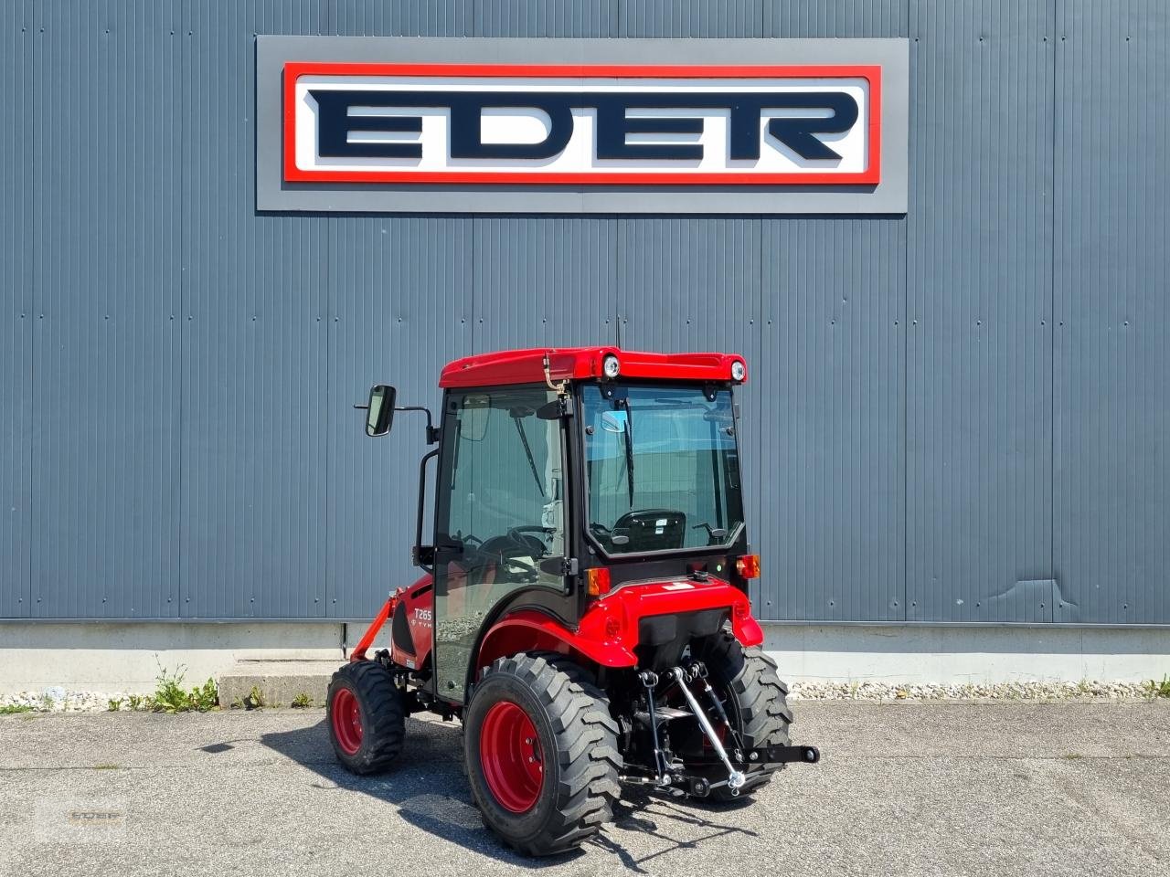 Kommunaltraktor del tipo TYM T265 NH mit Fronthydraulik und Kabine, Neumaschine en Tuntenhausen (Imagen 3)