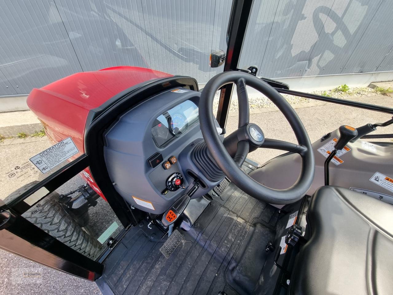 Kommunaltraktor du type TYM T395 SH, Neumaschine en Tuntenhausen (Photo 11)