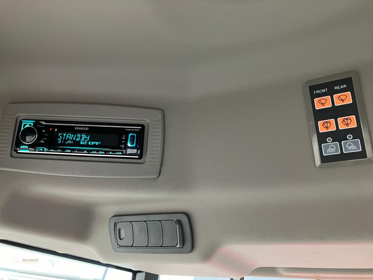 Kommunaltraktor typu TYM T475 SH mit Kabine und Fronthydraulik, Neumaschine v Tuntenhausen (Obrázok 8)