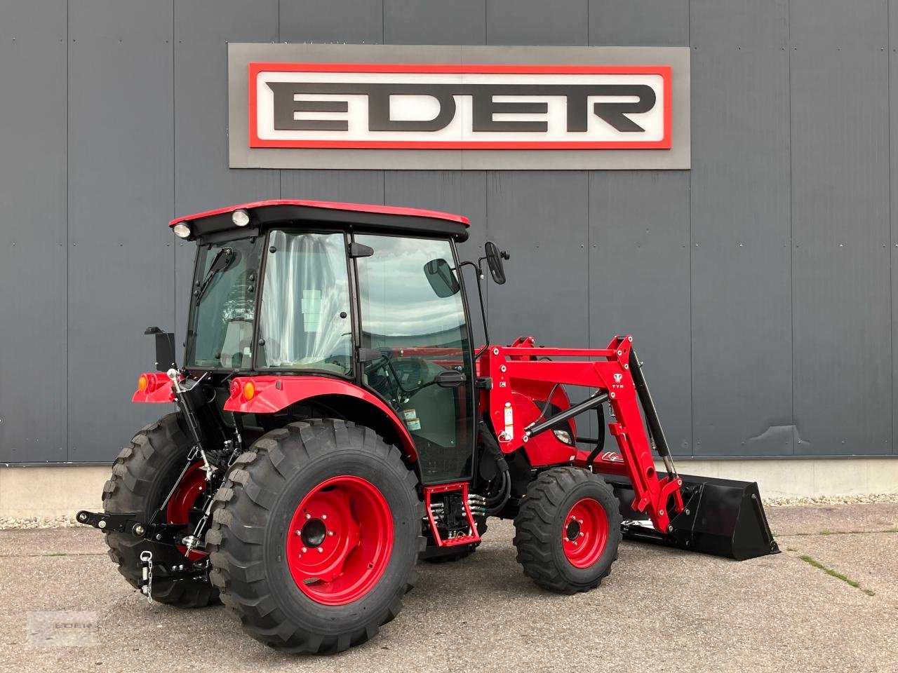 Kommunaltraktor typu TYM T495 SH mit Kabine und Frontalder, Neumaschine v Tuntenhausen (Obrázok 3)