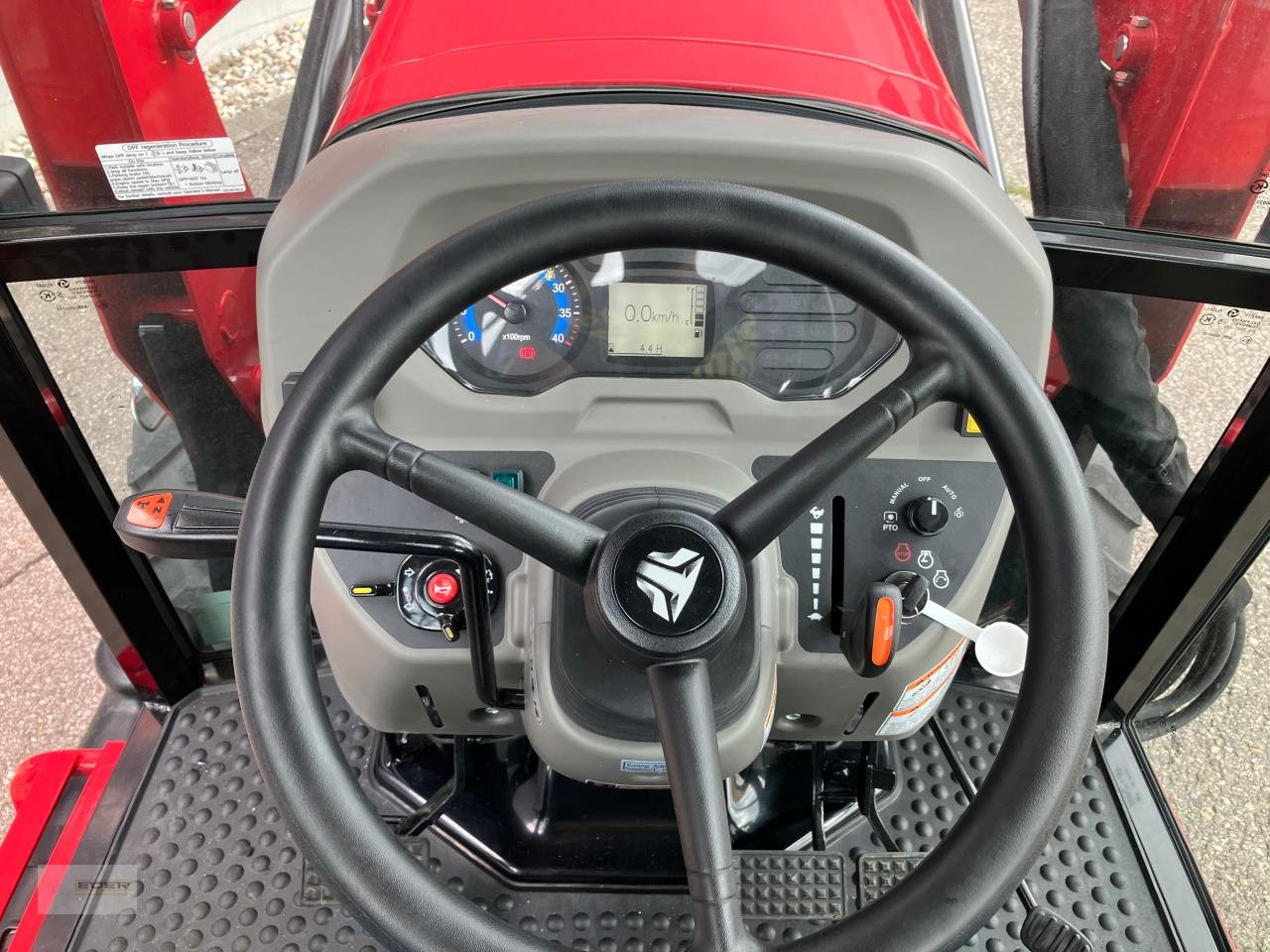 Kommunaltraktor za tip TYM T495 ST mit Kabine und Frontalder, Neumaschine u Tuntenhausen (Slika 7)