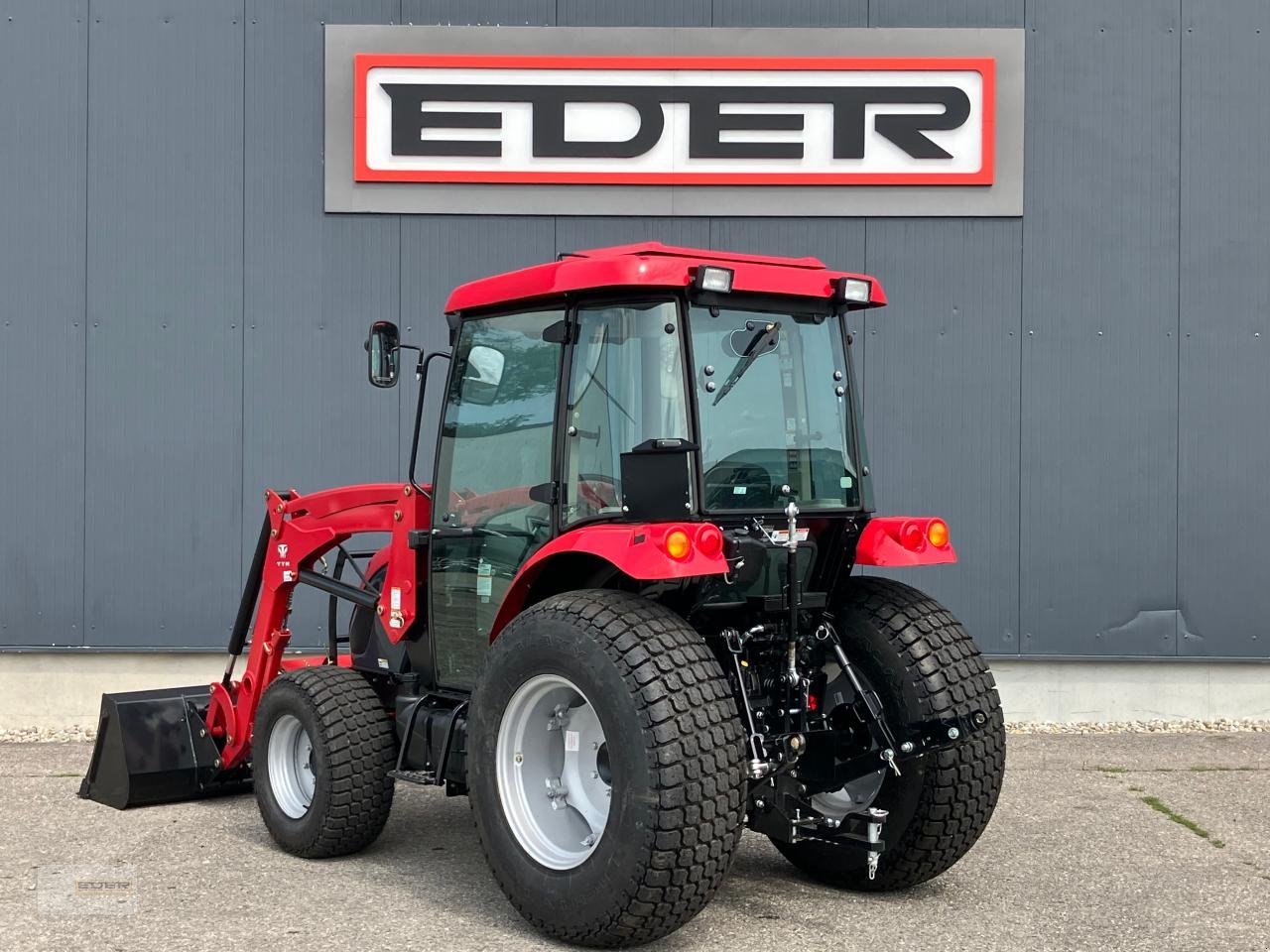 Kommunaltraktor Türe ait TYM T555 ST mit Frontlader, Neumaschine içinde Tuntenhausen (resim 4)