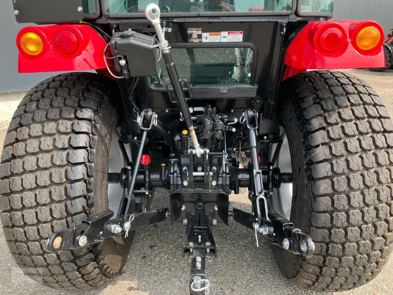 Kommunaltraktor του τύπου TYM T555 ST mit Frontlader, Neumaschine σε Tuntenhausen (Φωτογραφία 5)