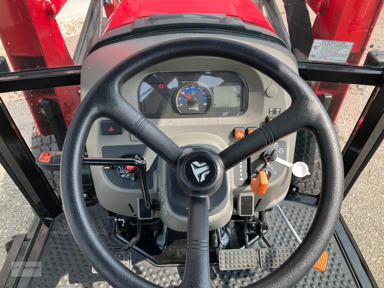 Kommunaltraktor του τύπου TYM T555 ST mit Frontlader, Neumaschine σε Tuntenhausen (Φωτογραφία 7)