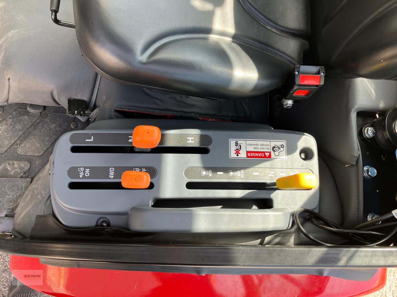 Kommunaltraktor za tip TYM TS 255 NH Kabine, Neumaschine u Tuntenhausen (Slika 9)