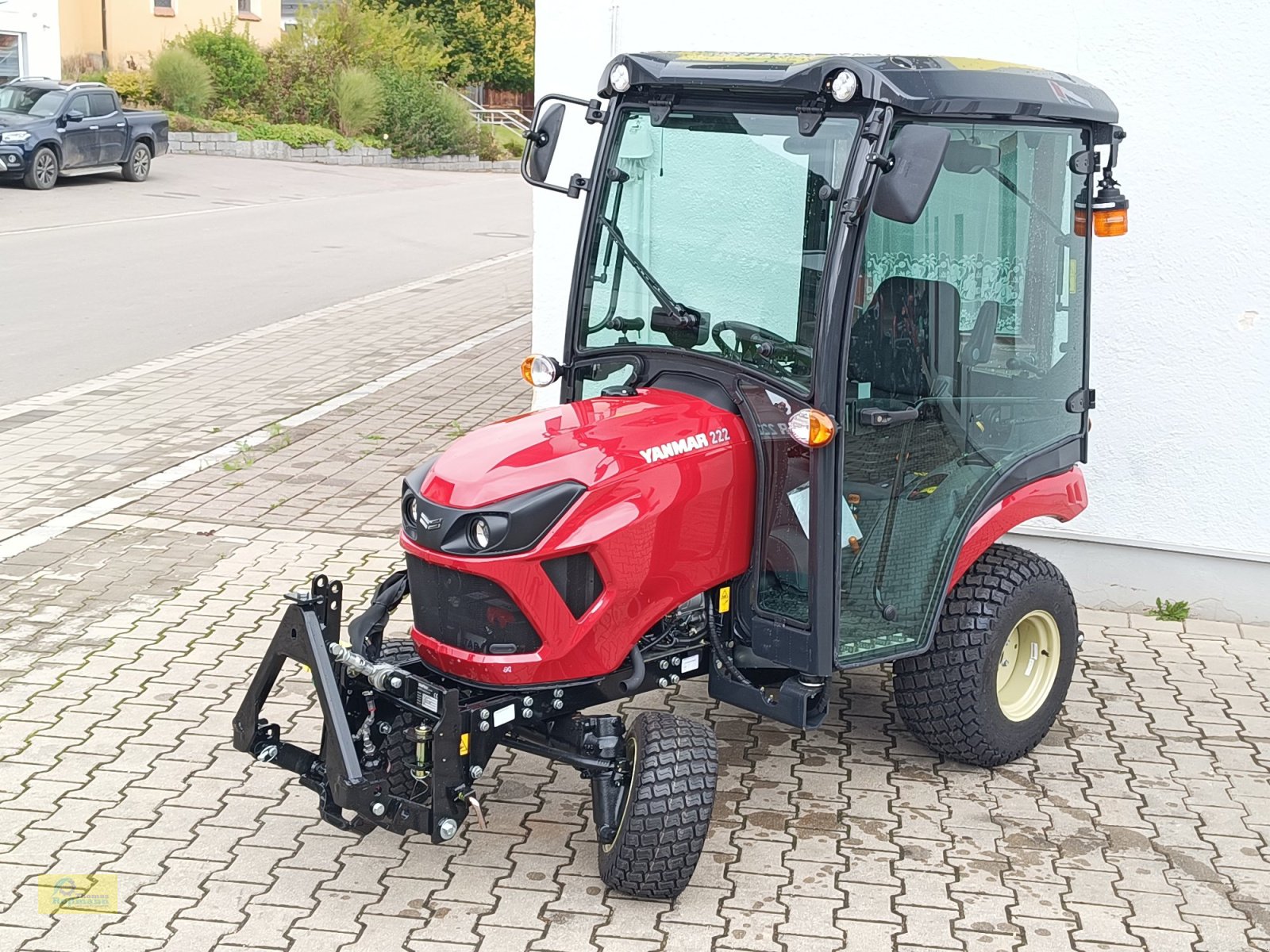 Kommunaltraktor tipa Yanmar SA 222, Neumaschine u Tegernbach (Slika 7)