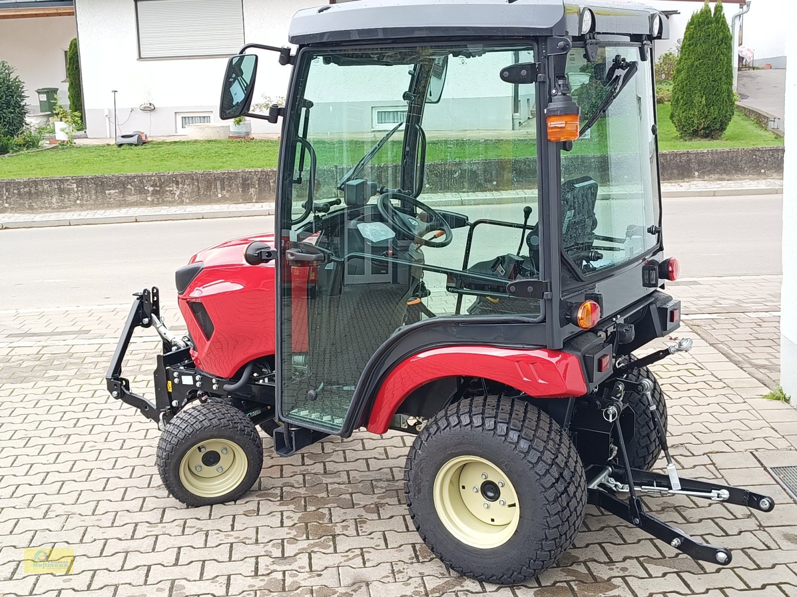 Kommunaltraktor tipa Yanmar SA 222, Neumaschine u Tegernbach (Slika 8)