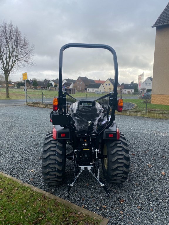 Kommunaltraktor tip Yanmar SA 424 R, Neumaschine in Alferde (Poză 4)