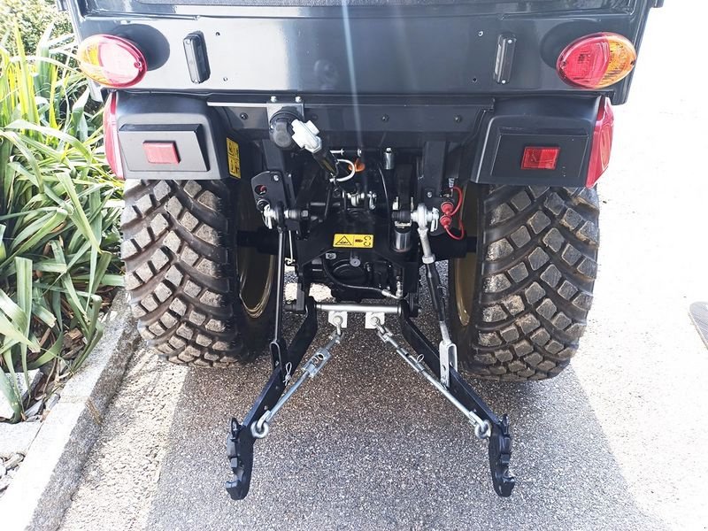 Kommunaltraktor des Typs Yanmar SA 424V-Q Allradtraktor, Neumaschine in St. Marienkirchen (Bild 7)