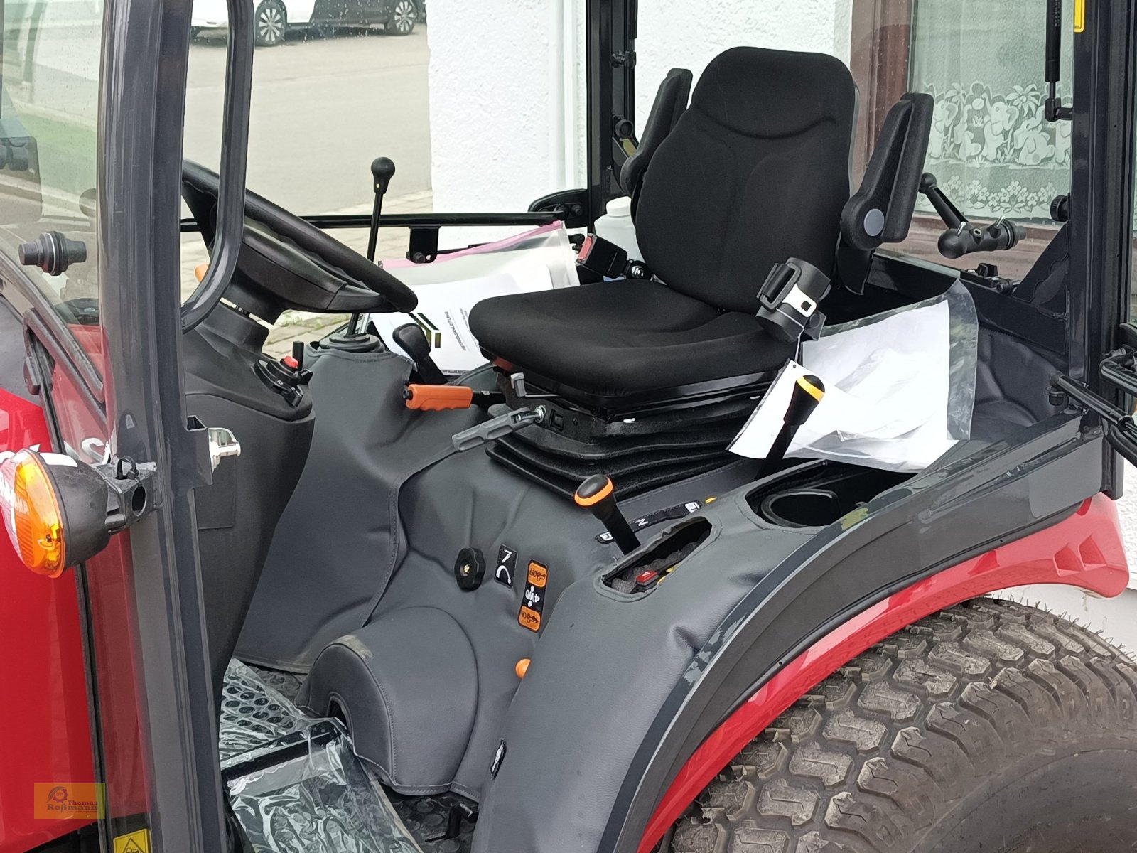 Kommunaltraktor typu Yanmar SA 426, Neumaschine v Tegernbach (Obrázek 10)