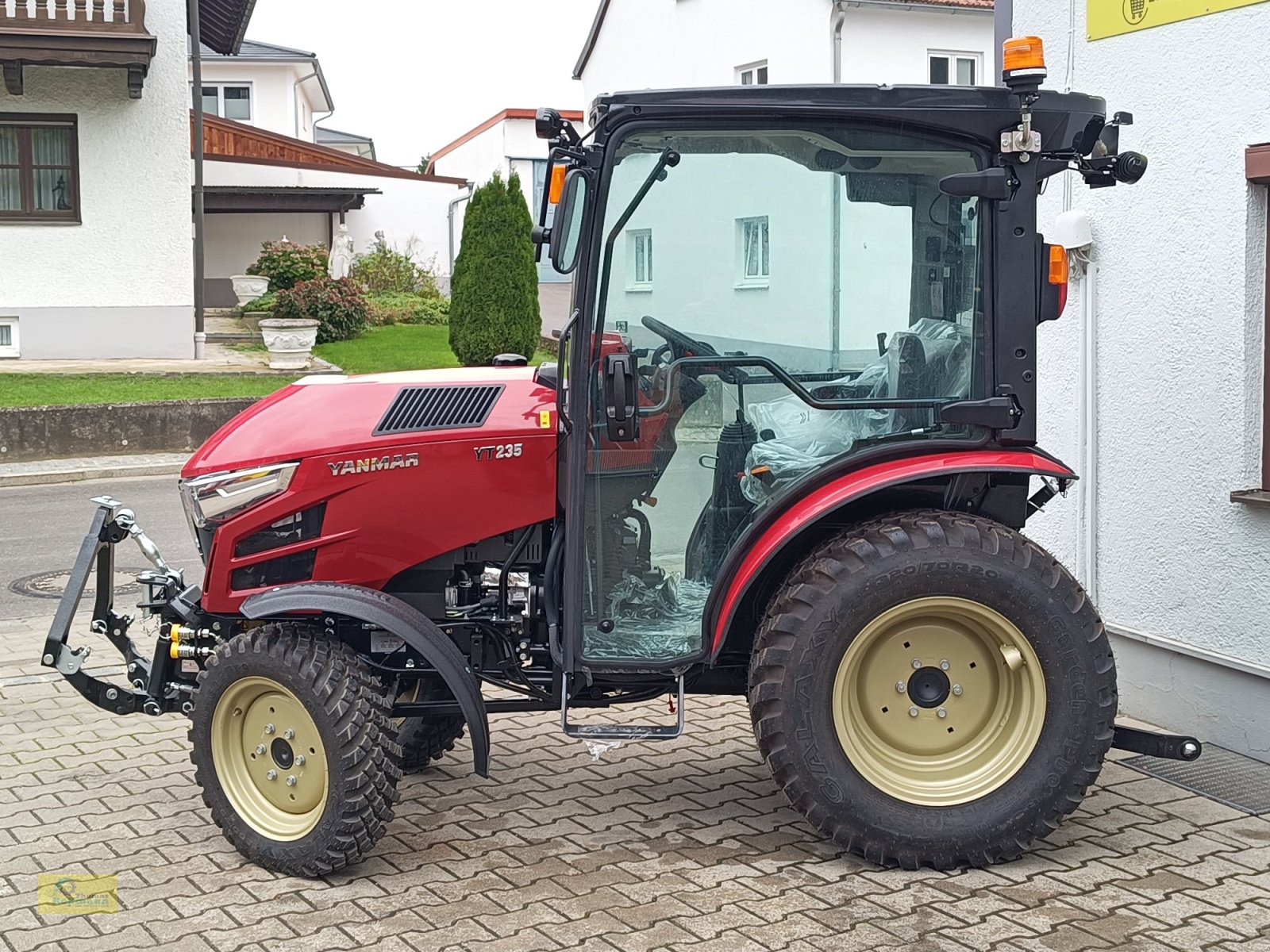 Kommunaltraktor typu Yanmar YT 235, Neumaschine v Tegernbach (Obrázek 5)