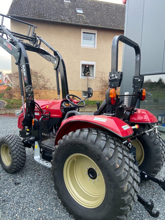 Kommunaltraktor des Typs Yanmar YT 359 Vario, Neumaschine in Alferde (Bild 1)