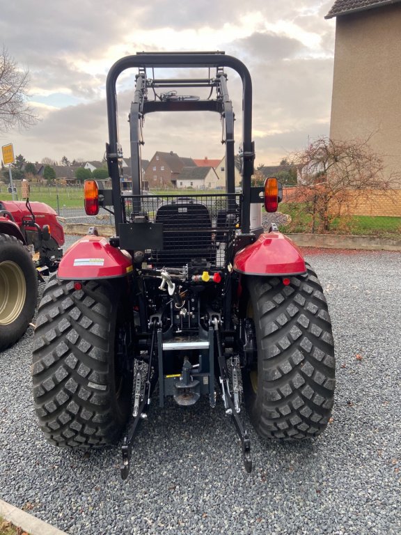 Kommunaltraktor des Typs Yanmar YT 359 Vario, Neumaschine in Alferde (Bild 2)