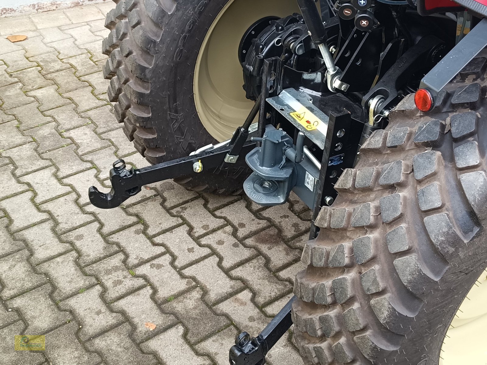 Kommunaltraktor typu Yanmar YT359, Neumaschine v Tegernbach (Obrázek 12)