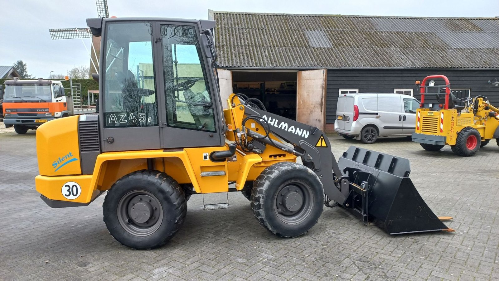 Kompaktlader za tip Ahlmann AZ45 E, Gebrauchtmaschine u Garderen (Slika 3)