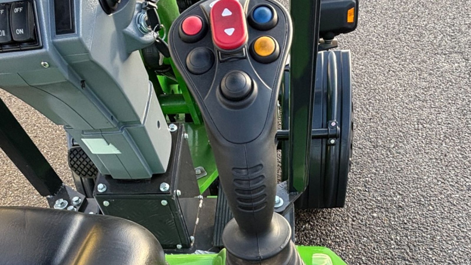 Kompaktlader типа AV Tec MATHFTE600 MATHFTE600, Gebrauchtmaschine в Nyborg (Фотография 6)