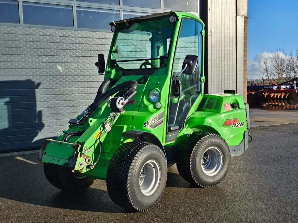 Kompaktlader vrste Avant 528 mini-shovel met DLX Cabine, Gebrauchtmaschine v BENNEKOM (Slika 5)