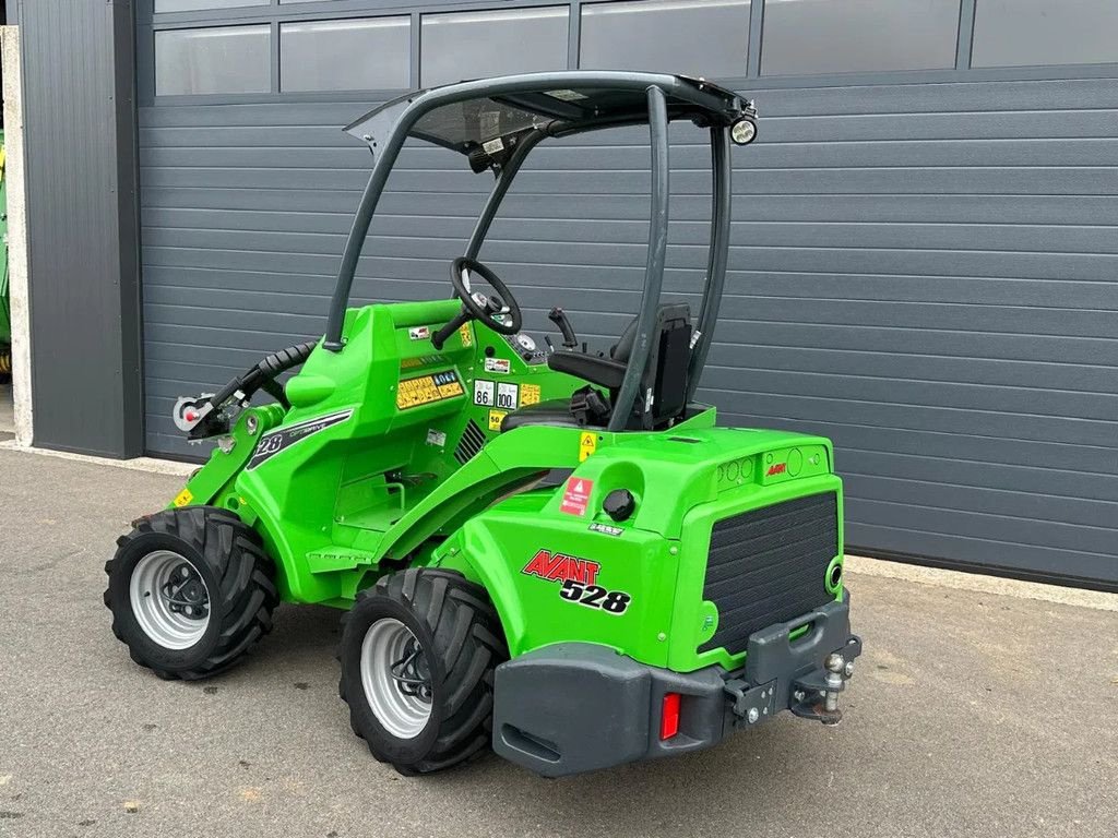 Kompaktlader of the type Avant 528 mini-shovel, Gebrauchtmaschine in BENNEKOM (Picture 4)