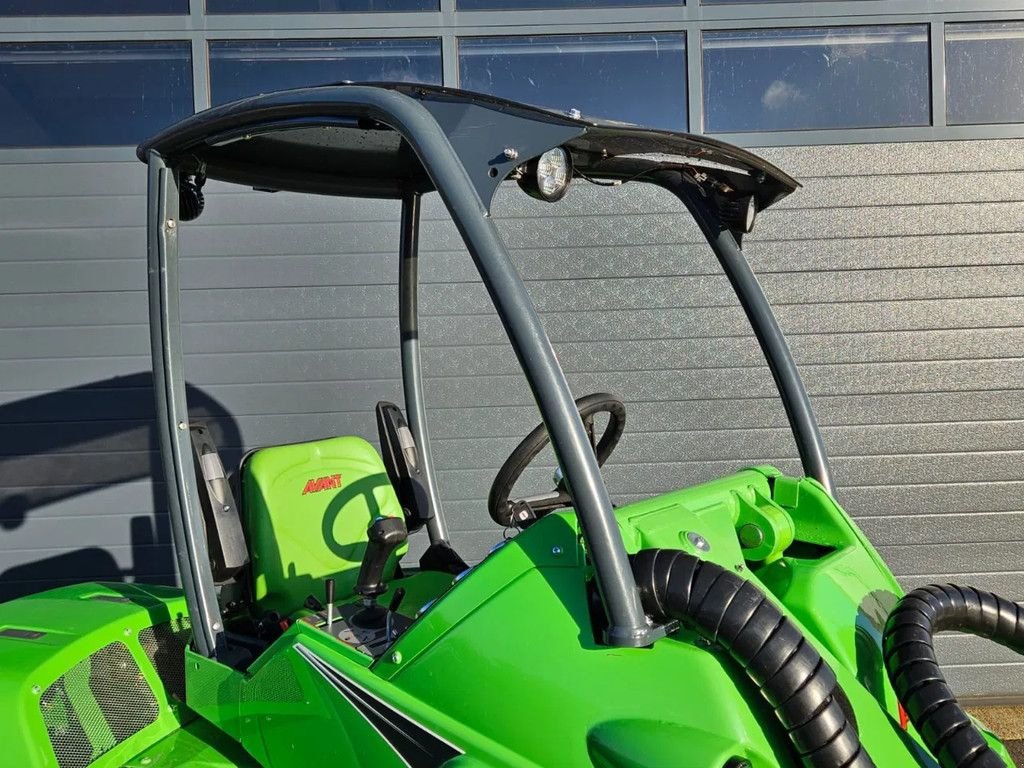 Kompaktlader del tipo Avant 528 mini-shovel, Gebrauchtmaschine en BENNEKOM (Imagen 9)