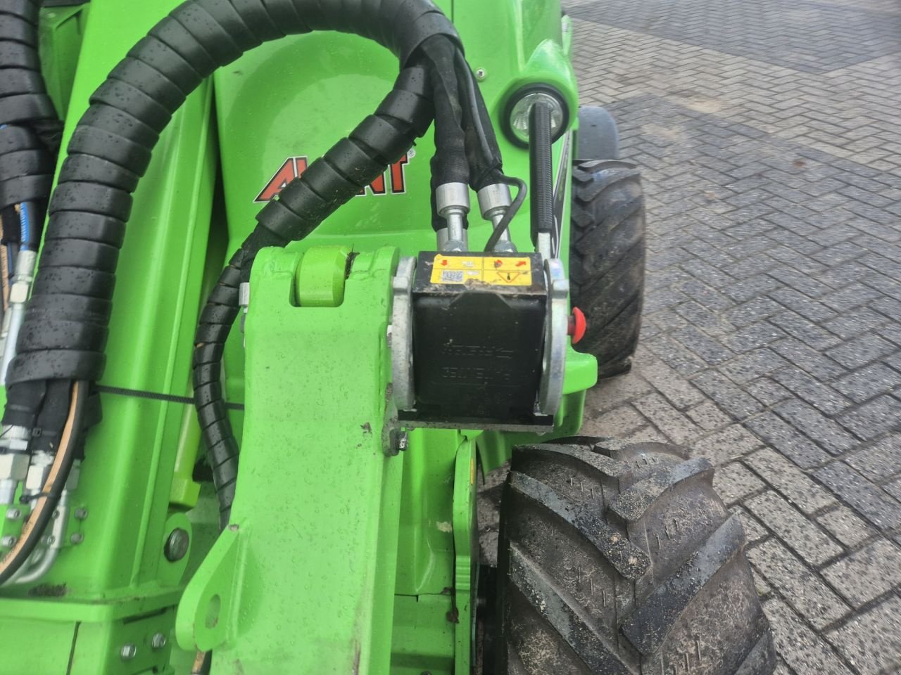 Kompaktlader za tip Avant 530 optidrive, Gebrauchtmaschine u Lunteren (Slika 9)