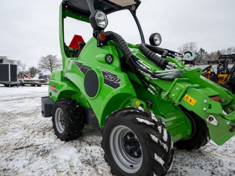 Kompaktlader tipa Avant 530, Gebrauchtmaschine u Roskilde