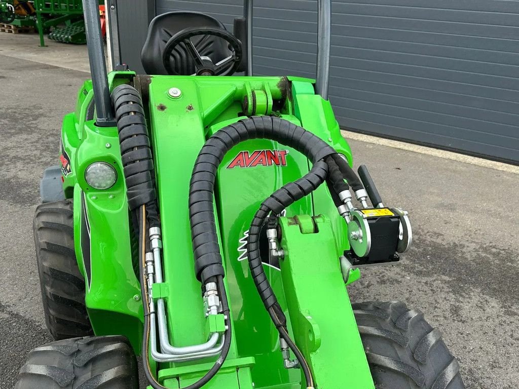 Kompaktlader of the type Avant 635i mini-shovel, Gebrauchtmaschine in BENNEKOM (Picture 11)