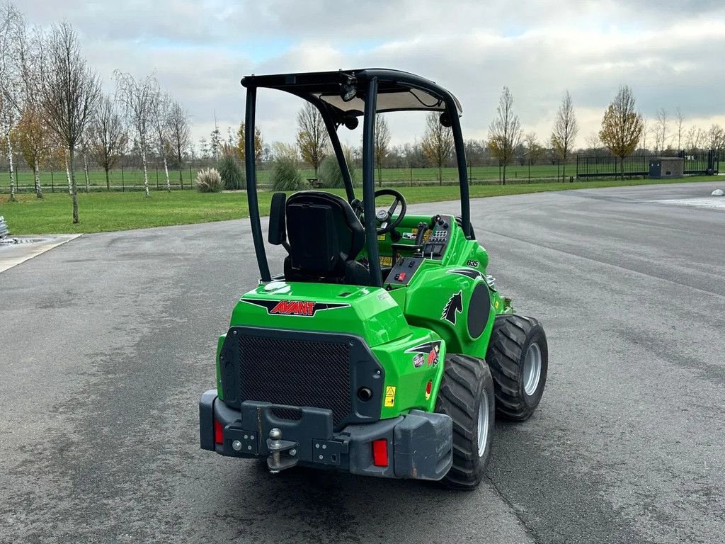 Kompaktlader of the type Avant 635i mini-shovel, Gebrauchtmaschine in BENNEKOM (Picture 4)