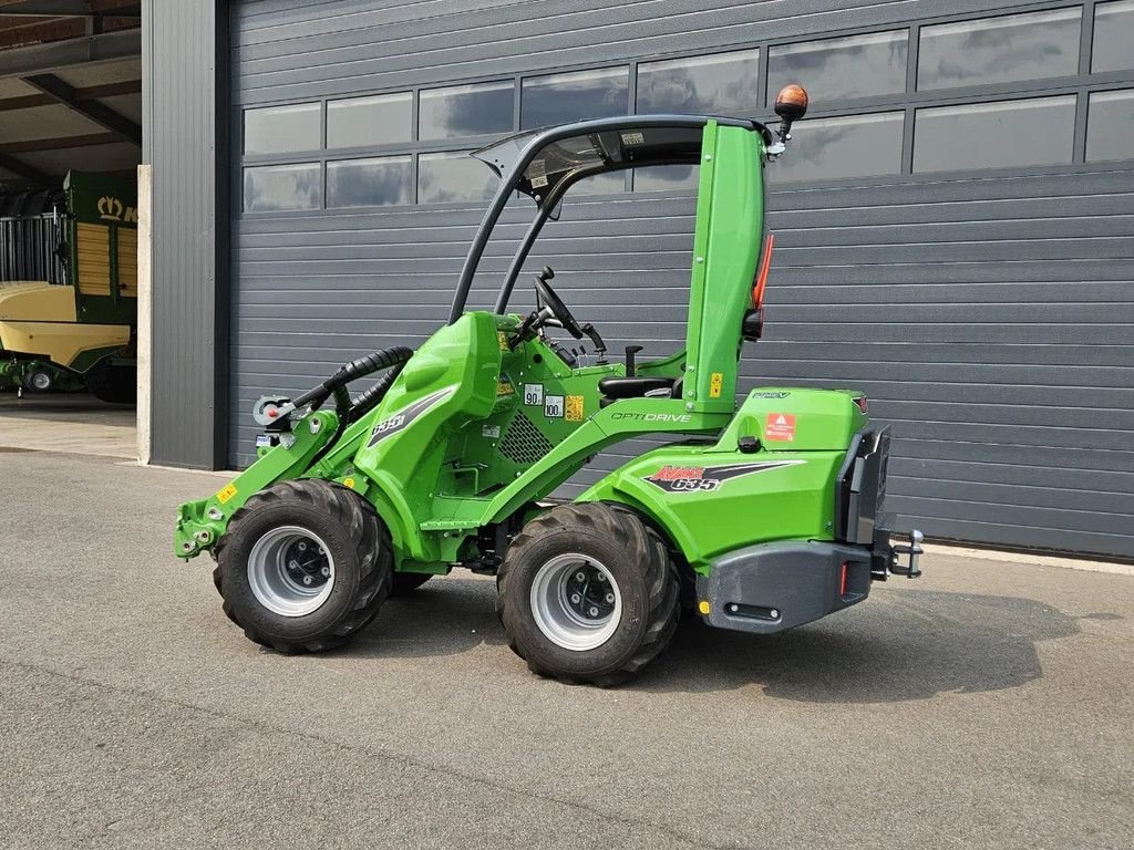 Kompaktlader of the type Avant 635i Rental mini-shovel, Gebrauchtmaschine in BENNEKOM (Picture 7)