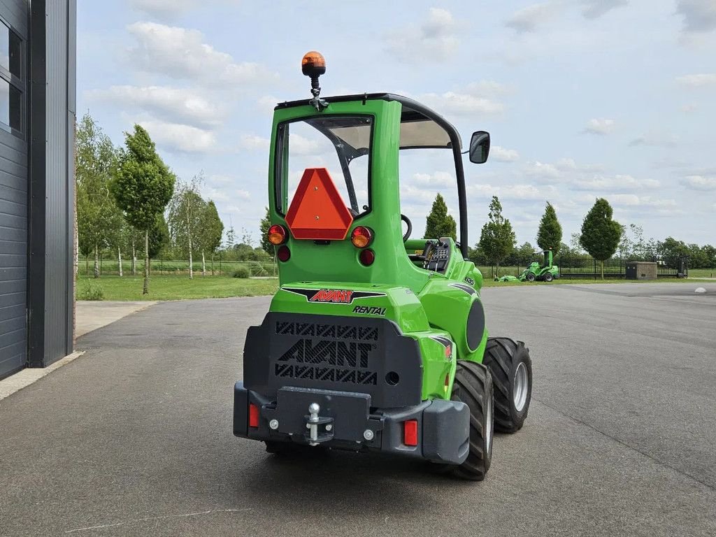 Kompaktlader of the type Avant 635i Rental mini-shovel, Gebrauchtmaschine in BENNEKOM (Picture 4)