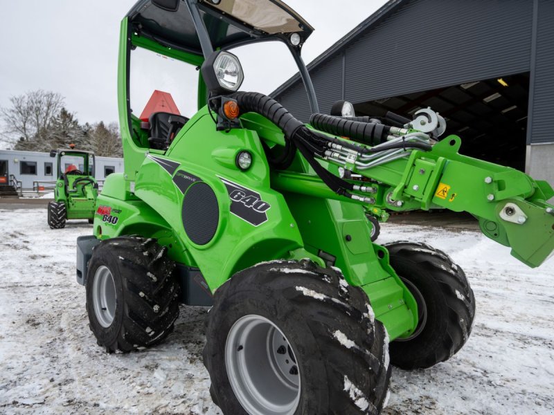 Kompaktlader tipa Avant 640, Gebrauchtmaschine u Roskilde