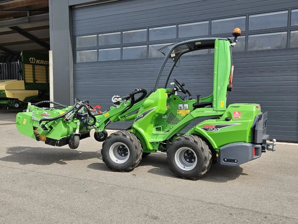 Kompaktlader des Typs Avant 645i Rental mini-shovel, Gebrauchtmaschine in BENNEKOM (Bild 8)