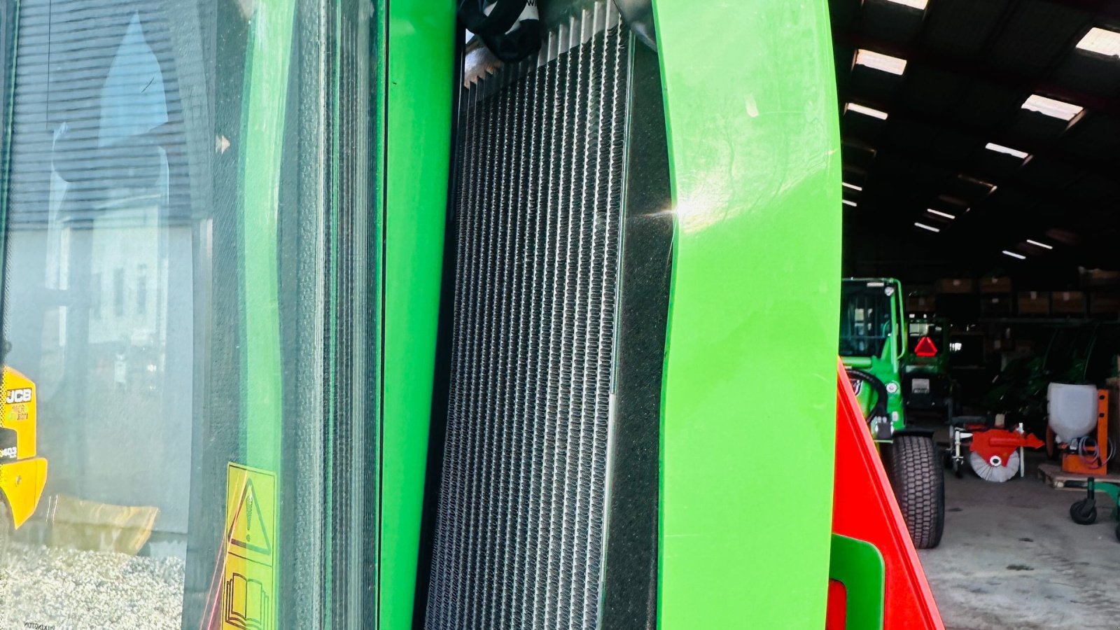 Kompaktlader of the type Avant 650i Avant 650i, Gebrauchtmaschine in Roskilde (Picture 8)