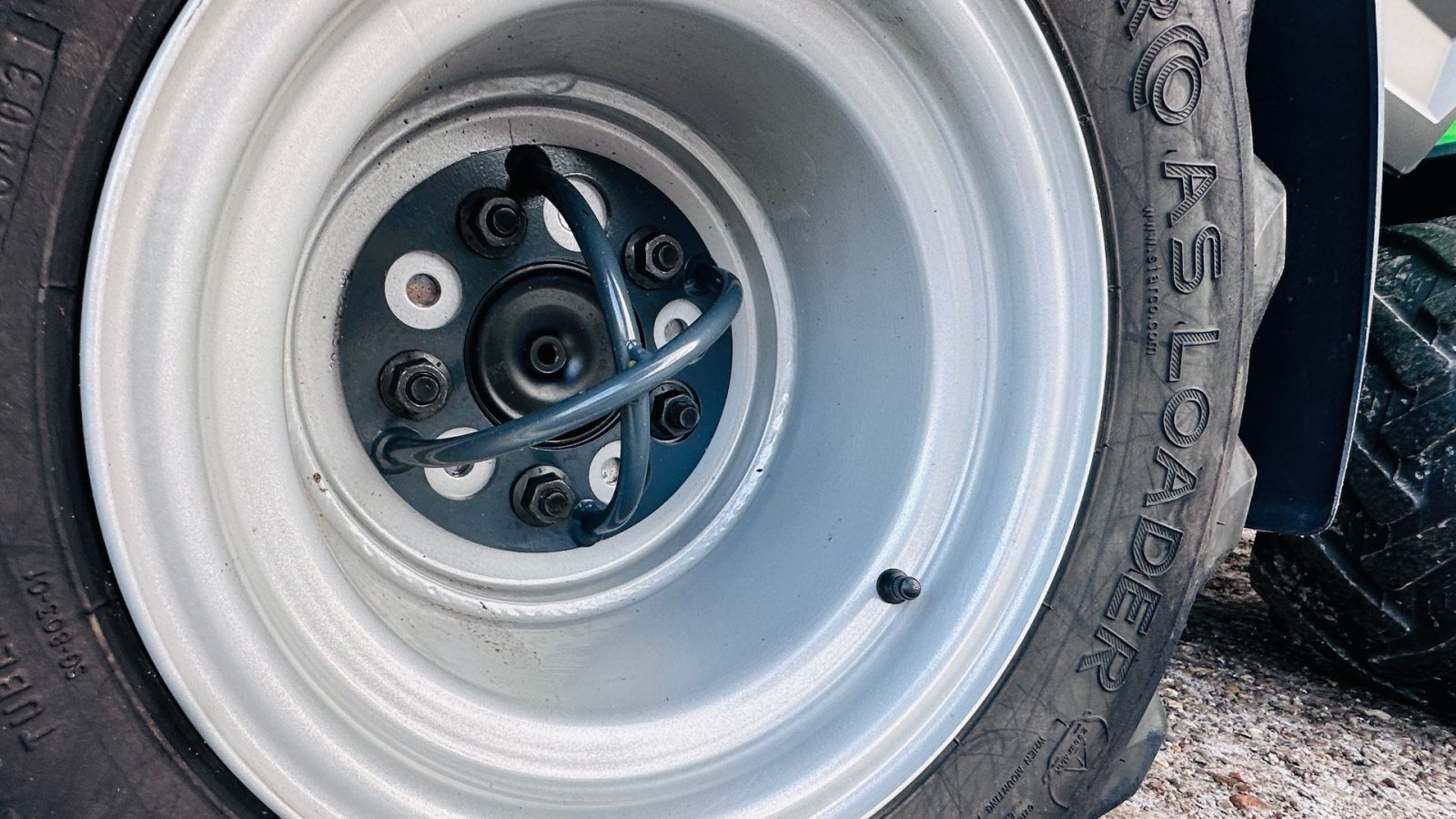 Kompaktlader of the type Avant 650i Avant 650i, Gebrauchtmaschine in Roskilde (Picture 4)