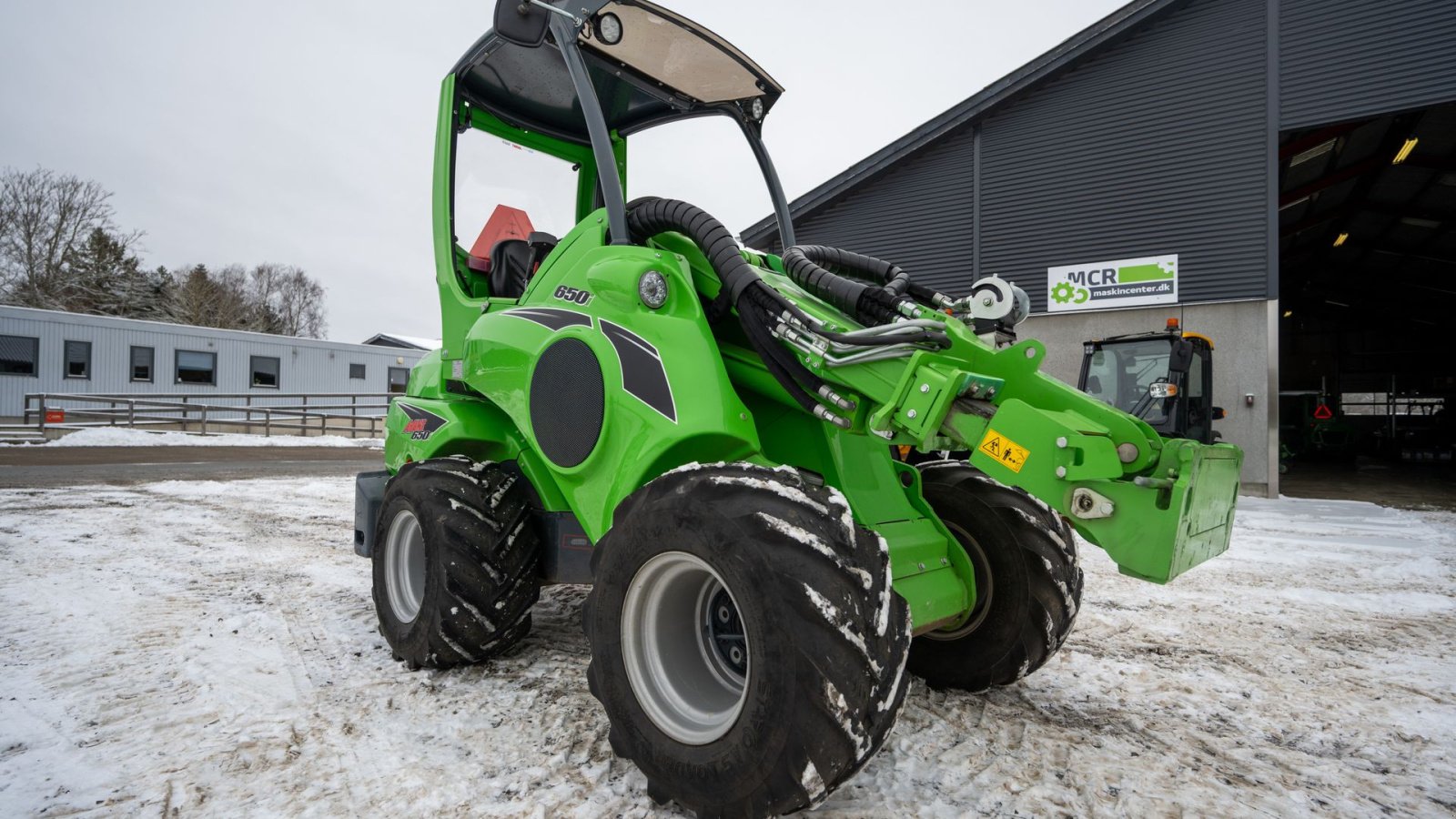 Kompaktlader tipa Avant 650i, Gebrauchtmaschine u Roskilde (Slika 1)