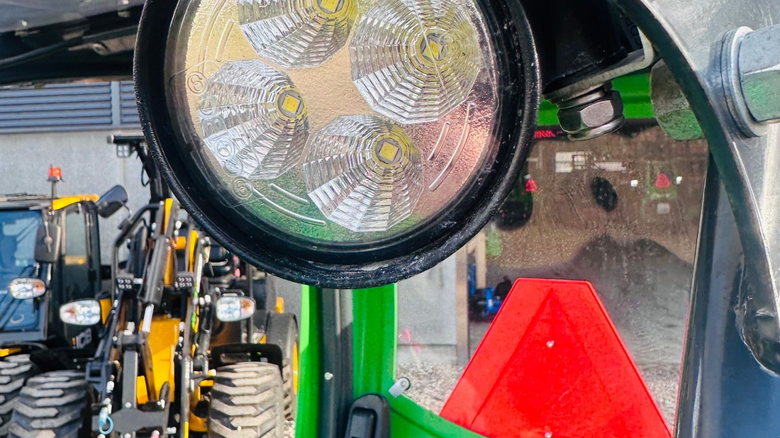 Kompaktlader of the type Avant 735 Avant 735, Gebrauchtmaschine in Roskilde (Picture 5)