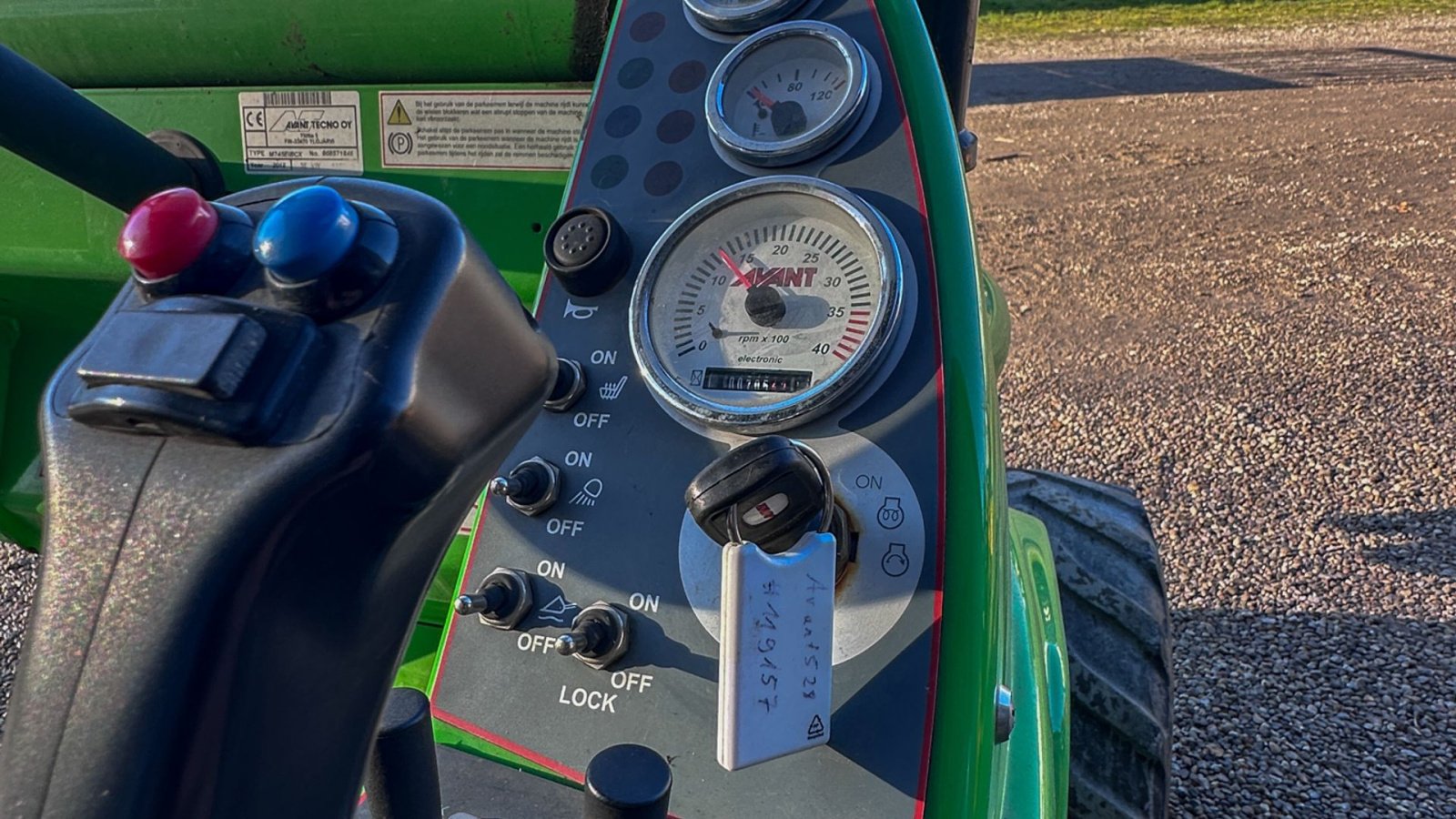 Kompaktlader of the type Avant 745 Avant 745, Gebrauchtmaschine in Roskilde (Picture 10)