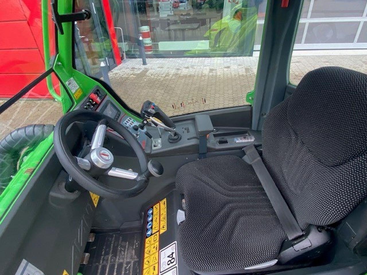 Kompaktlader a típus Avant 760I, Gebrauchtmaschine ekkor: Skive (Kép 5)