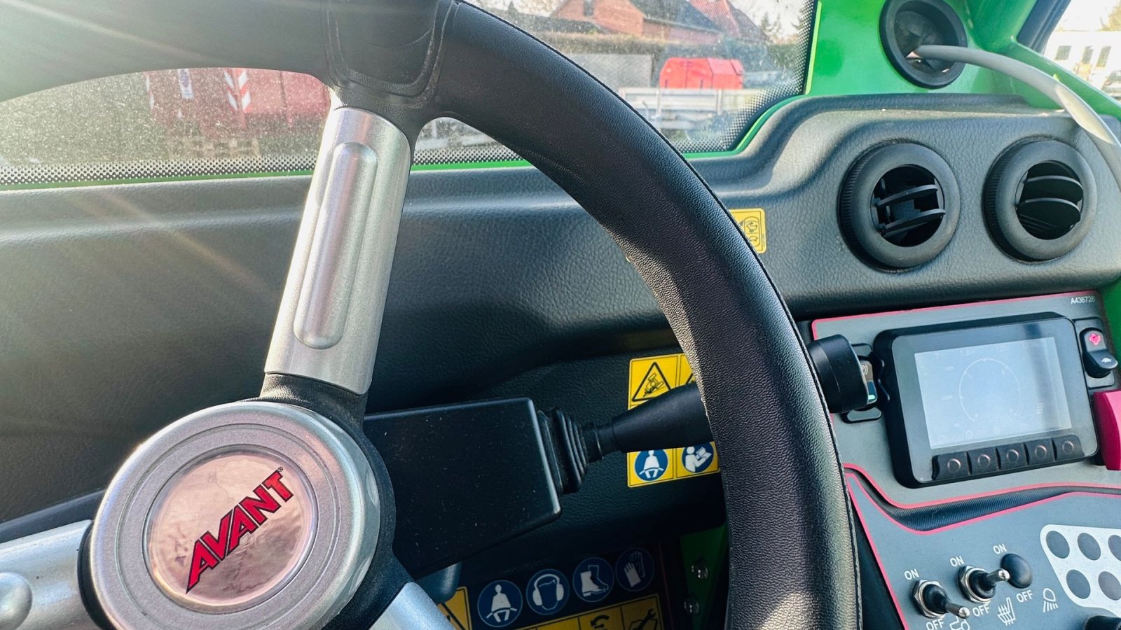 Kompaktlader van het type Avant 760i, Gebrauchtmaschine in Roskilde (Foto 13)