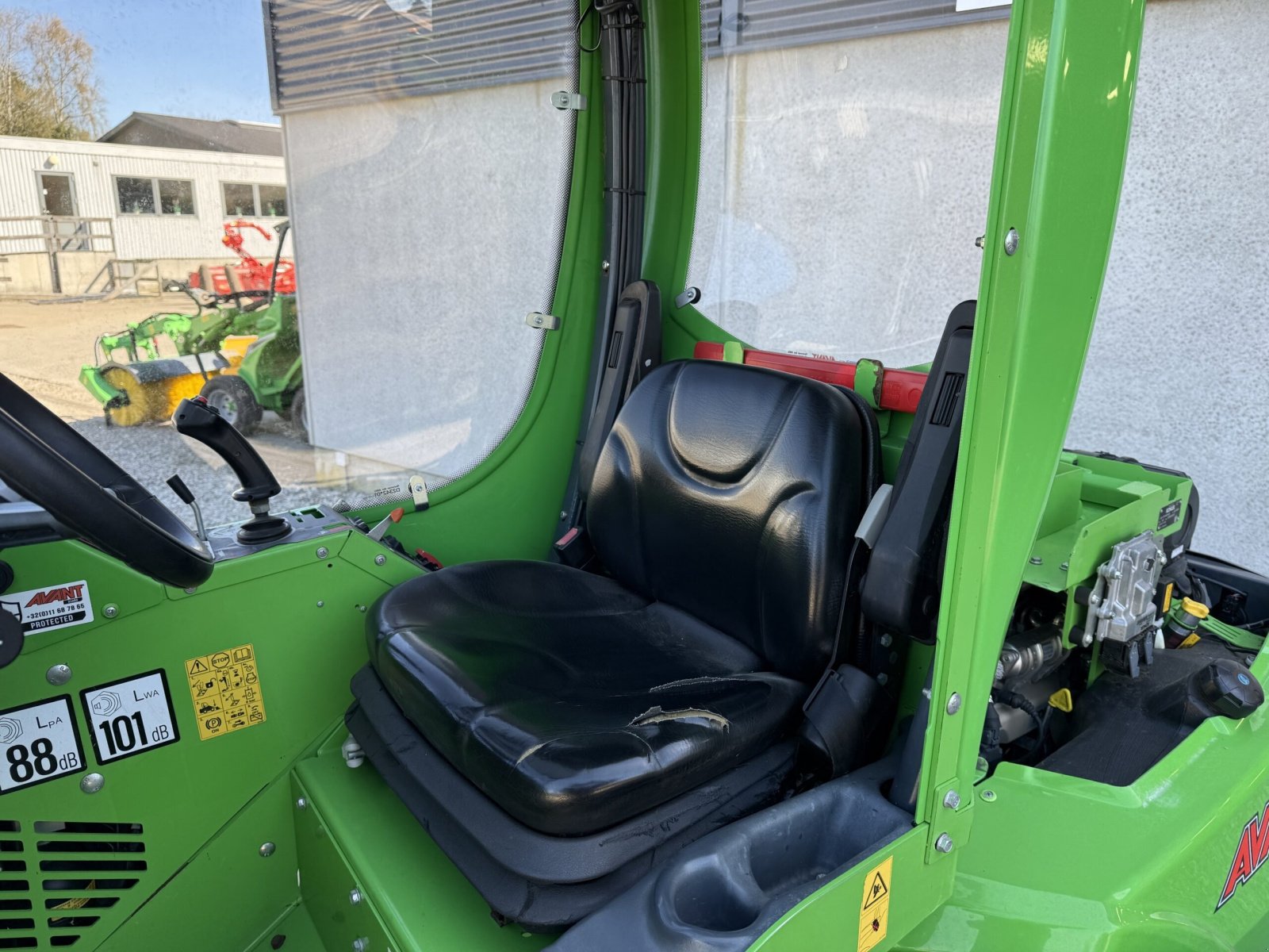 Kompaktlader Türe ait Avant 860, Gebrauchtmaschine içinde Roskilde (resim 8)