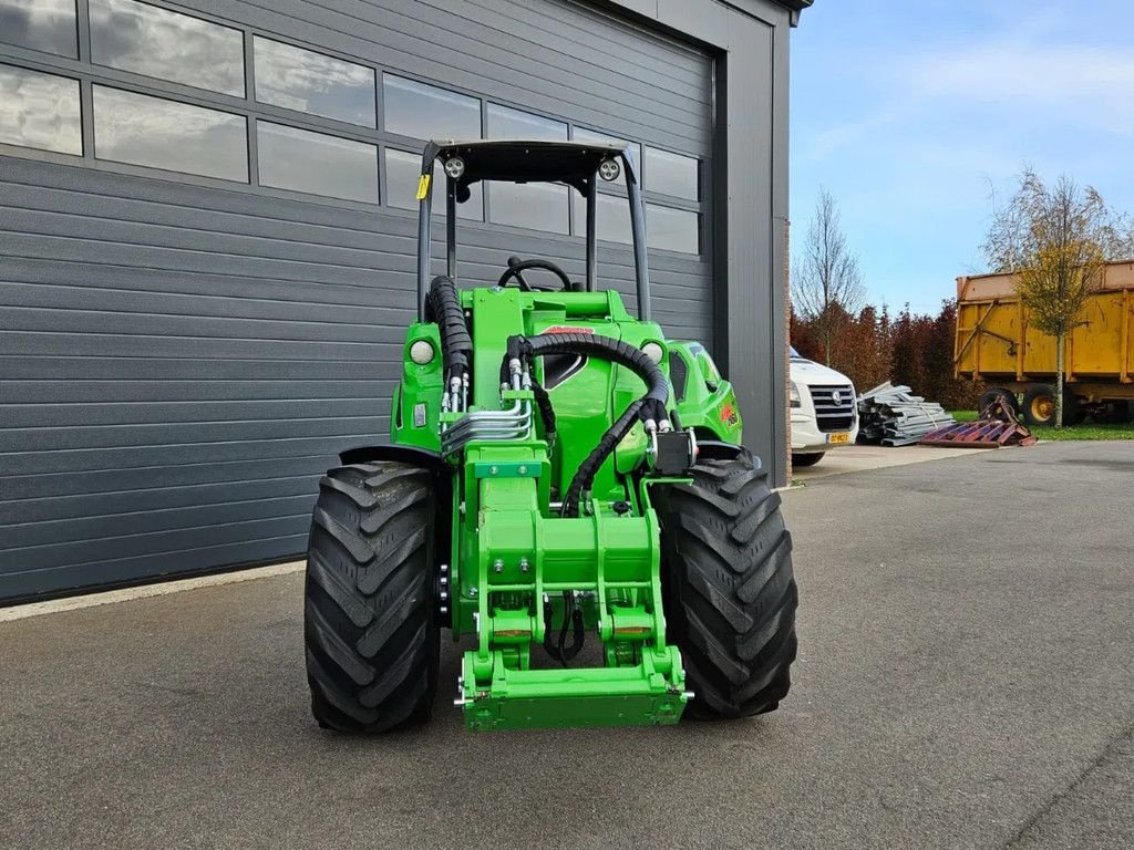 Kompaktlader of the type Avant 860i TDL mini-shovel, Gebrauchtmaschine in BENNEKOM (Picture 9)