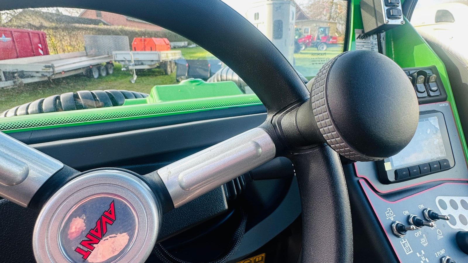 Kompaktlader del tipo Avant 860i, Gebrauchtmaschine en Roskilde (Imagen 12)