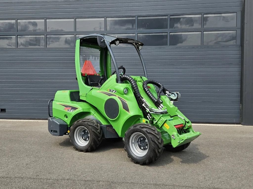 Kompaktlader tipa Avant E527 TDL+ mini-shovel, Gebrauchtmaschine u BENNEKOM (Slika 1)