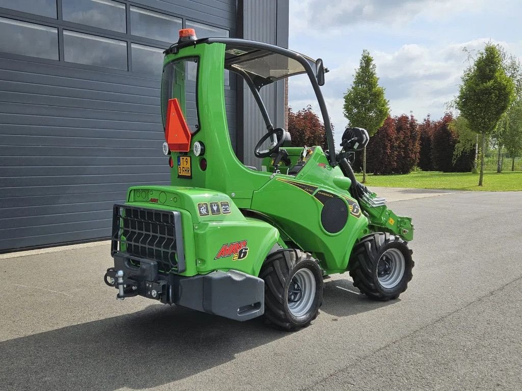 Kompaktlader of the type Avant E6 Mini-shovel, Gebrauchtmaschine in BENNEKOM (Picture 4)