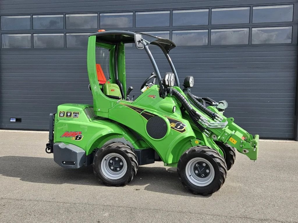 Kompaktlader of the type Avant E6 Mini-shovel, Gebrauchtmaschine in BENNEKOM (Picture 2)