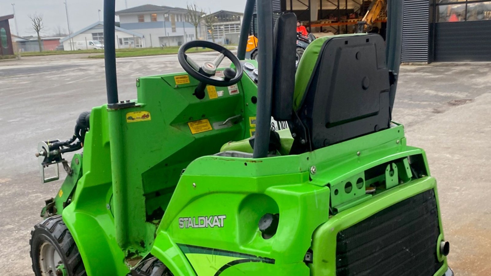 Kompaktlader типа Avant R28, Gebrauchtmaschine в Dronninglund (Фотография 3)