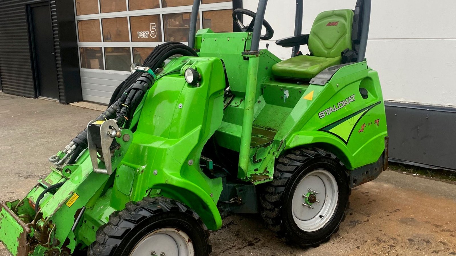 Kompaktlader типа Avant R28, Gebrauchtmaschine в Dronninglund (Фотография 1)