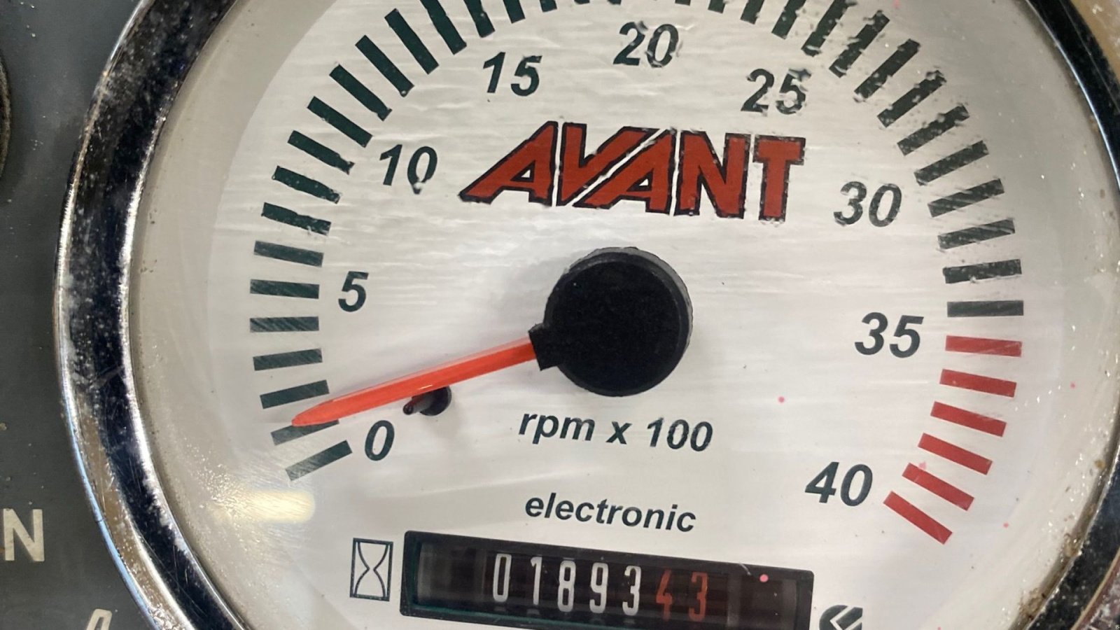 Kompaktlader типа Avant R28, Gebrauchtmaschine в Dronninglund (Фотография 5)